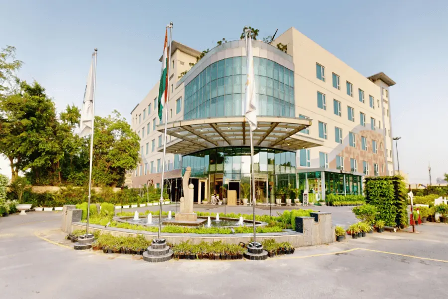 Noida five star hotel,