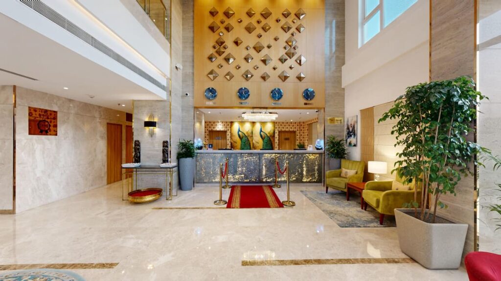 rooms near India Expo Mart Greater Noida — ExpoInn Suites & Convention lobby and check-in