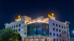 Read more about the article Why Business Travellers Prefer ExpoInn in Greater Noida