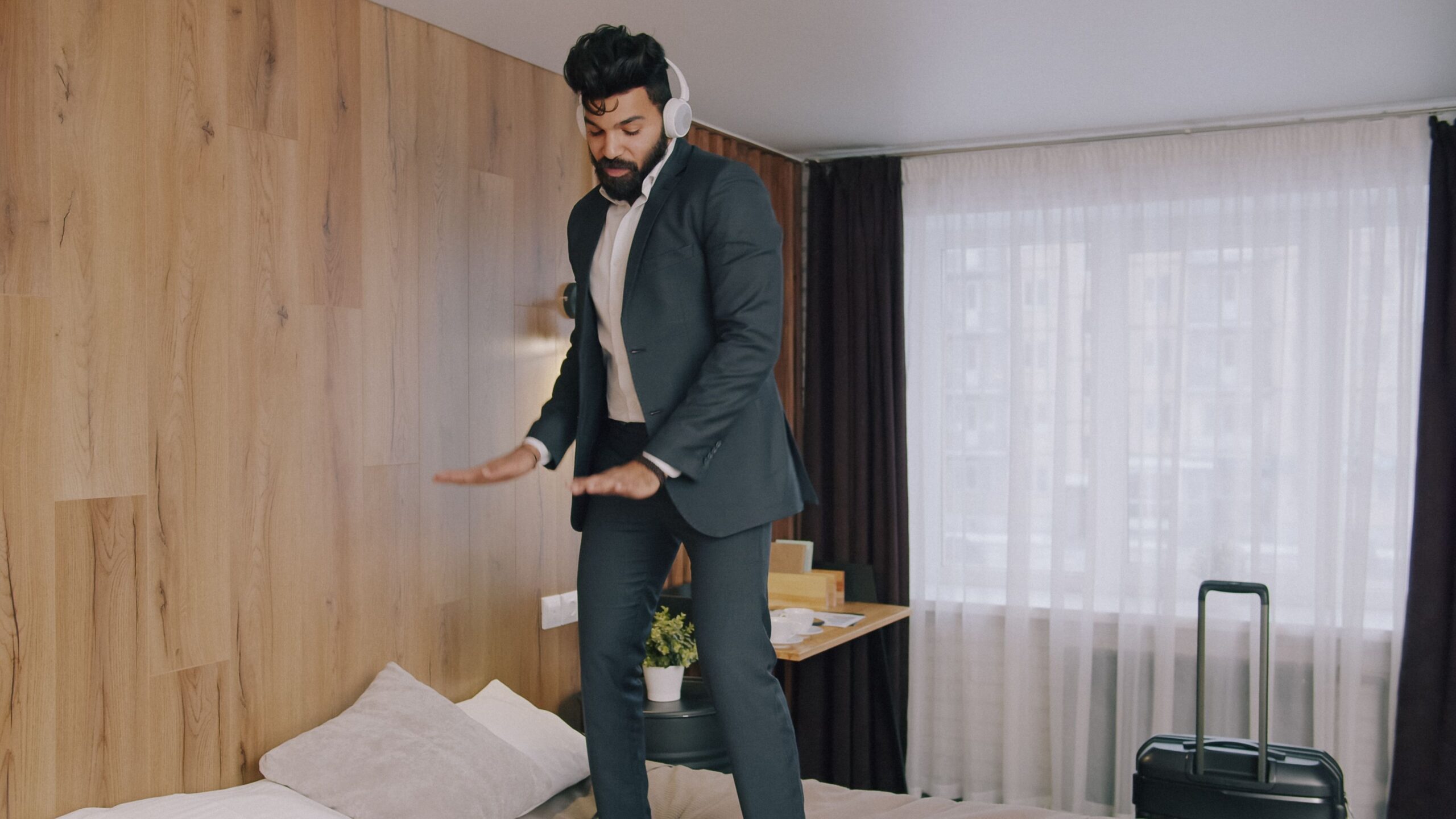 You are currently viewing From Meetings to Me-Time: Making Every Hotel Stay More Meaningful